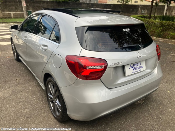 Mercedes-Benz A200 1.6 TURBO 2017/2018